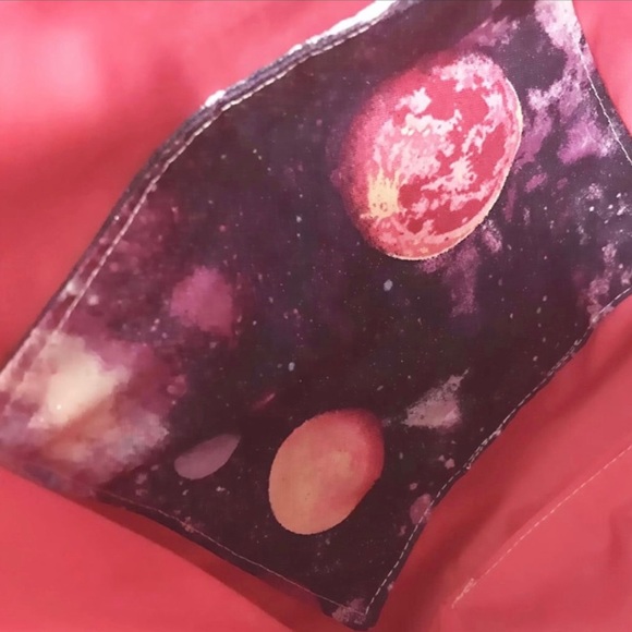 Galaxy Gift Set!
Pink galaxy crossbody purse
Deep space galaxy charm bracelet - Picture 4 of 5